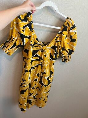 Who What Wear Yellow and Black Floral Mini Dress